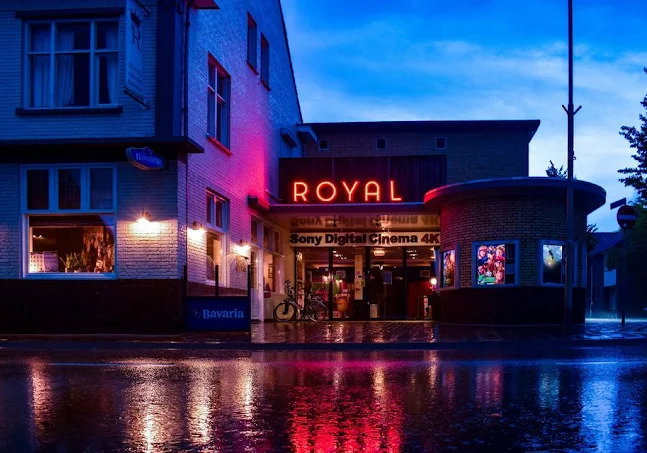 Royal Servicebioscoop Echt