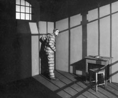 The Ghost That Never Returns (1929)