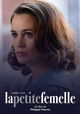 La petite femelle