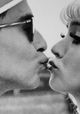 Les Fiancés du Pont Mac Donald ou (Méfiez-Vous des Lunettes Noires)