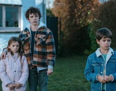 Heureusement Qu'on S'A (2022)