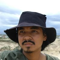 Song trong so hai (2005)
