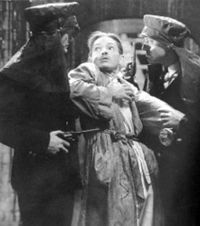 The Ghost Walks (1934)