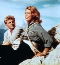 Dort oben, wo die Alpen glühen (1956)