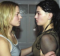 Kleine Schwester (2004)