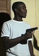 Balas e pistolas