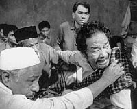 Puisi tak terkuburkan (2000)