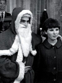Le père Noël a les yeux bleus (1966)