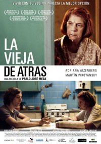 La vieja de atrás (2010)