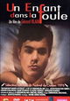 Un enfant dans la foule