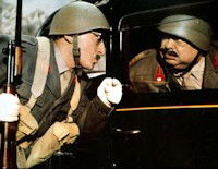 Un militare e mezzo (1960)
