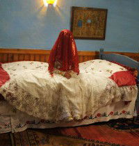 Lal gece (2012)