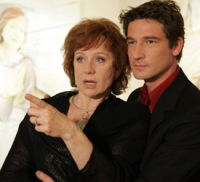 Trop jeune pour moi? (2004)
