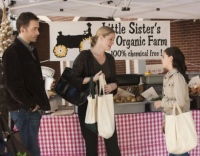 A Taste of Romance (2012)