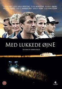 Med Lukkede Øjne (2010)