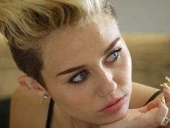 Miley: The Movement (2013)