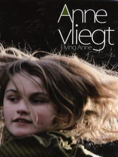 Anne vliegt (2011)