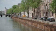 Amsterdam is nog niet jarig (2021)