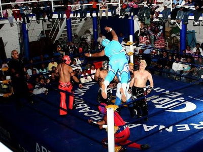 Arena Azteca Budokan