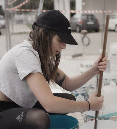 JdL - Behind the wall