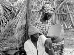 Kaddu Beykat (1975)