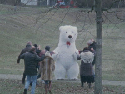 Inflatable Bear, Hourly