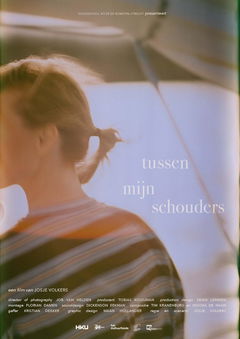 Tussen Mijn Schouders (2025)