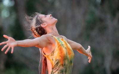 Pointe: Dancing on a Knife's Edge