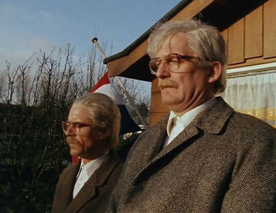 Van Kooten en De Bie: Wo ist der Bahnhof?