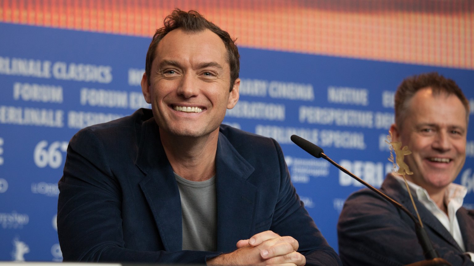 Disney+ kondigt nieuwe 'Star Wars'-serie aan met Jude Law