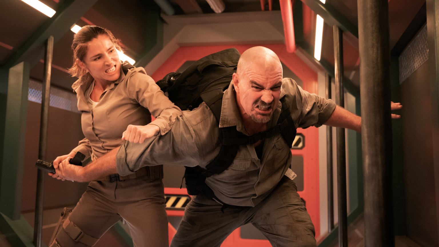 Nieuwe actiethriller met de vrouw van Chris Hemsworth scoort goed op Netflix