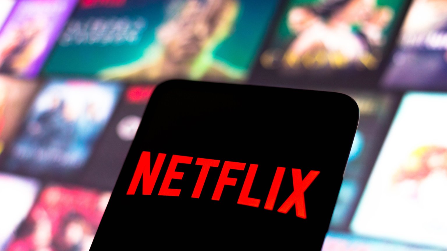Bijna helft van Nederlanders overweegt goedkoper streamingabonnement met reclame