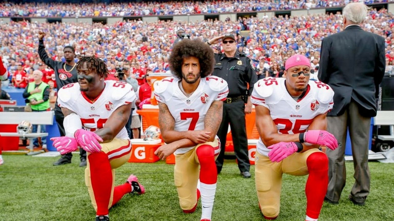 Colin Kaepernick tekent bij Disney