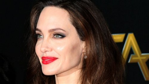 Angelina Jolie regisseert film met Salma Hayek in de hoofdrol
