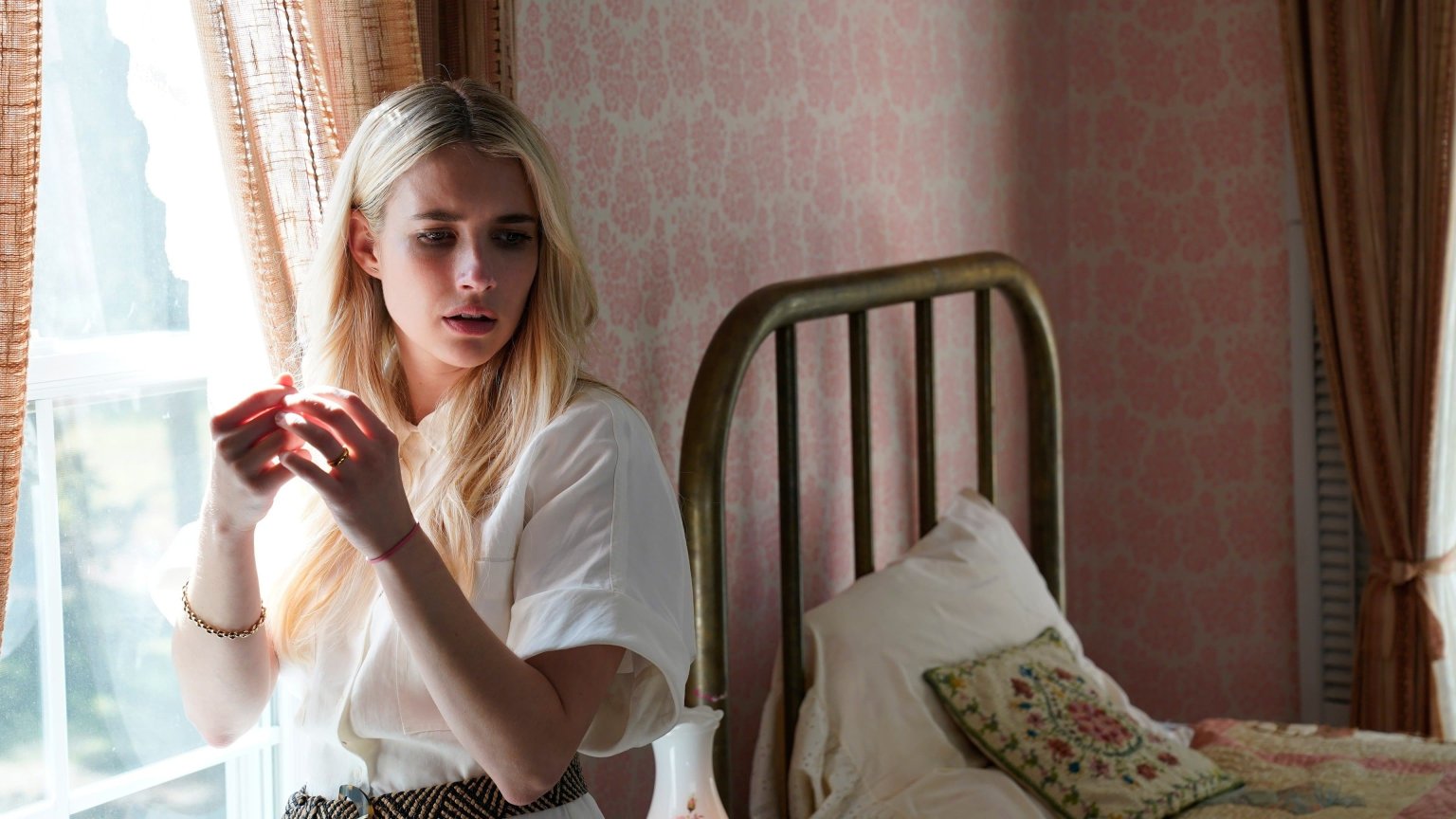 Emma Roberts speelt mee in Marvels 'Madame Web' met Dakota Johnson