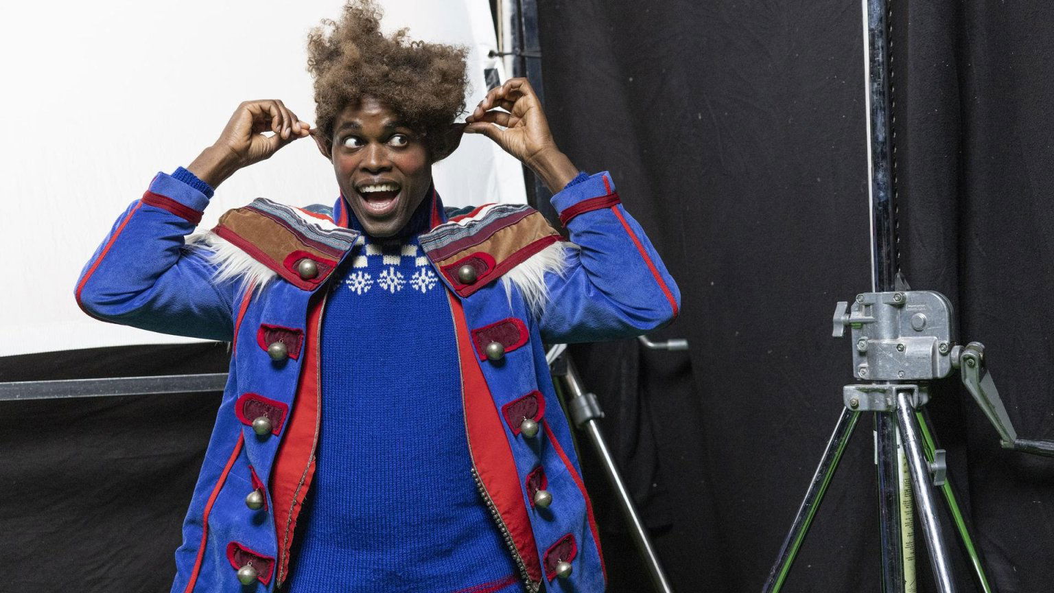 Jandino Asporaat scoort rol in aankomende kerstfilm van Netflix