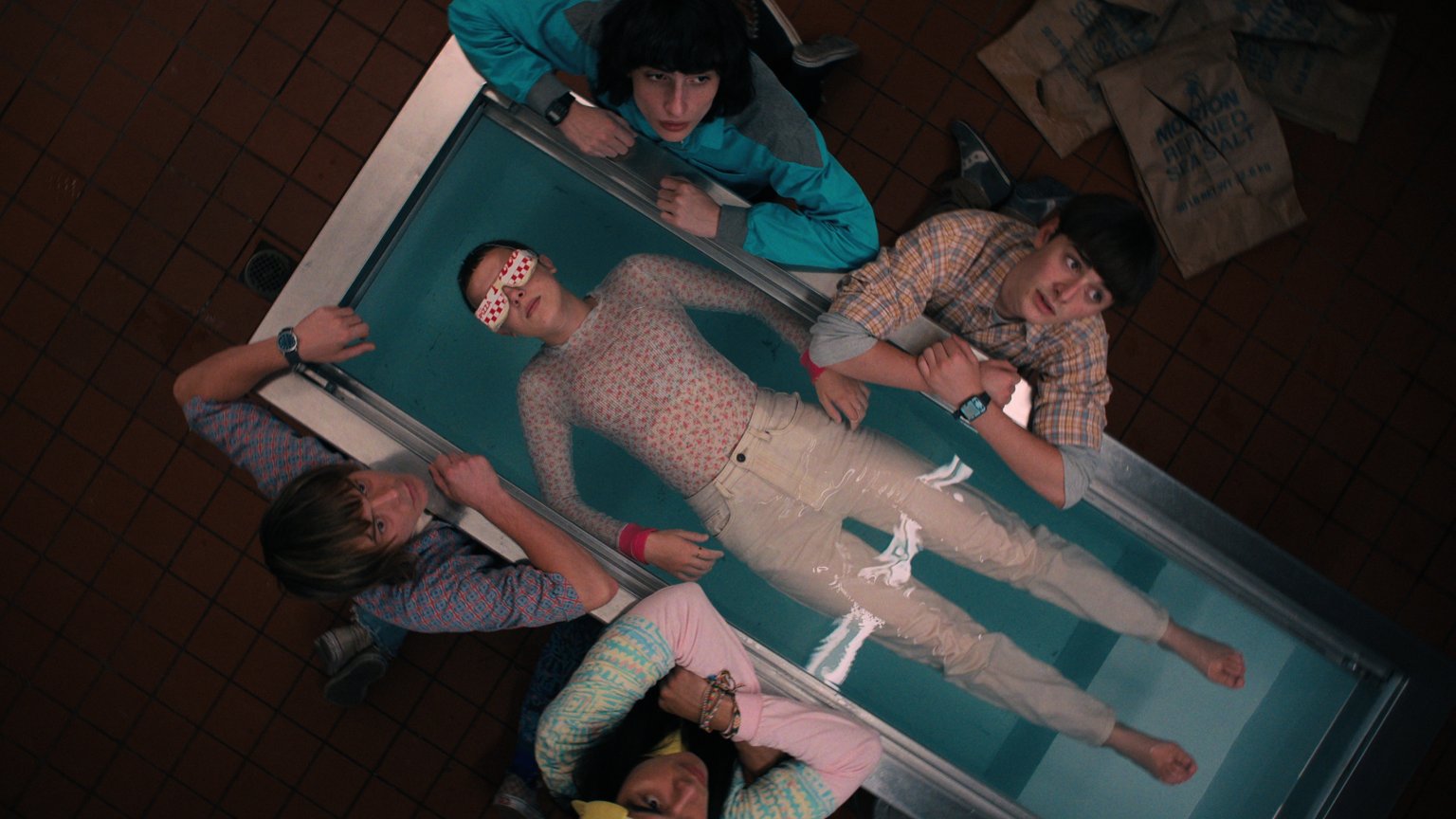 'Stranger Things'-schrijvers ontkennen dat afleveringen achteraf bewerkt zijn