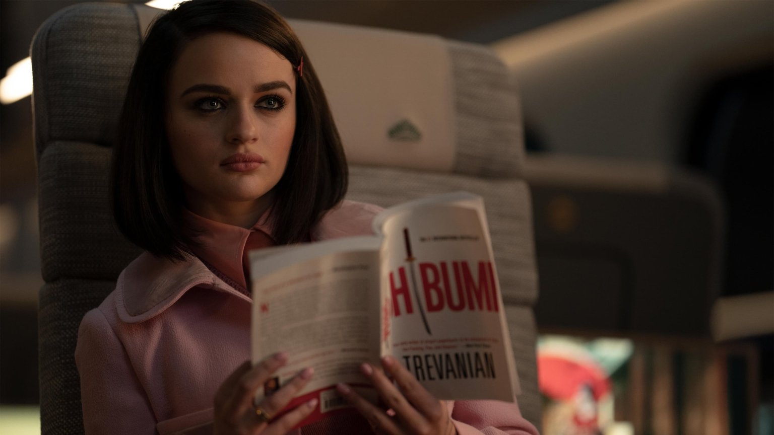 Joey King en Brad Pitt te zien in eerste clip van bioscoopfilm 'Bullet Train'