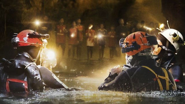 Recensie 'Thirteen Lives'