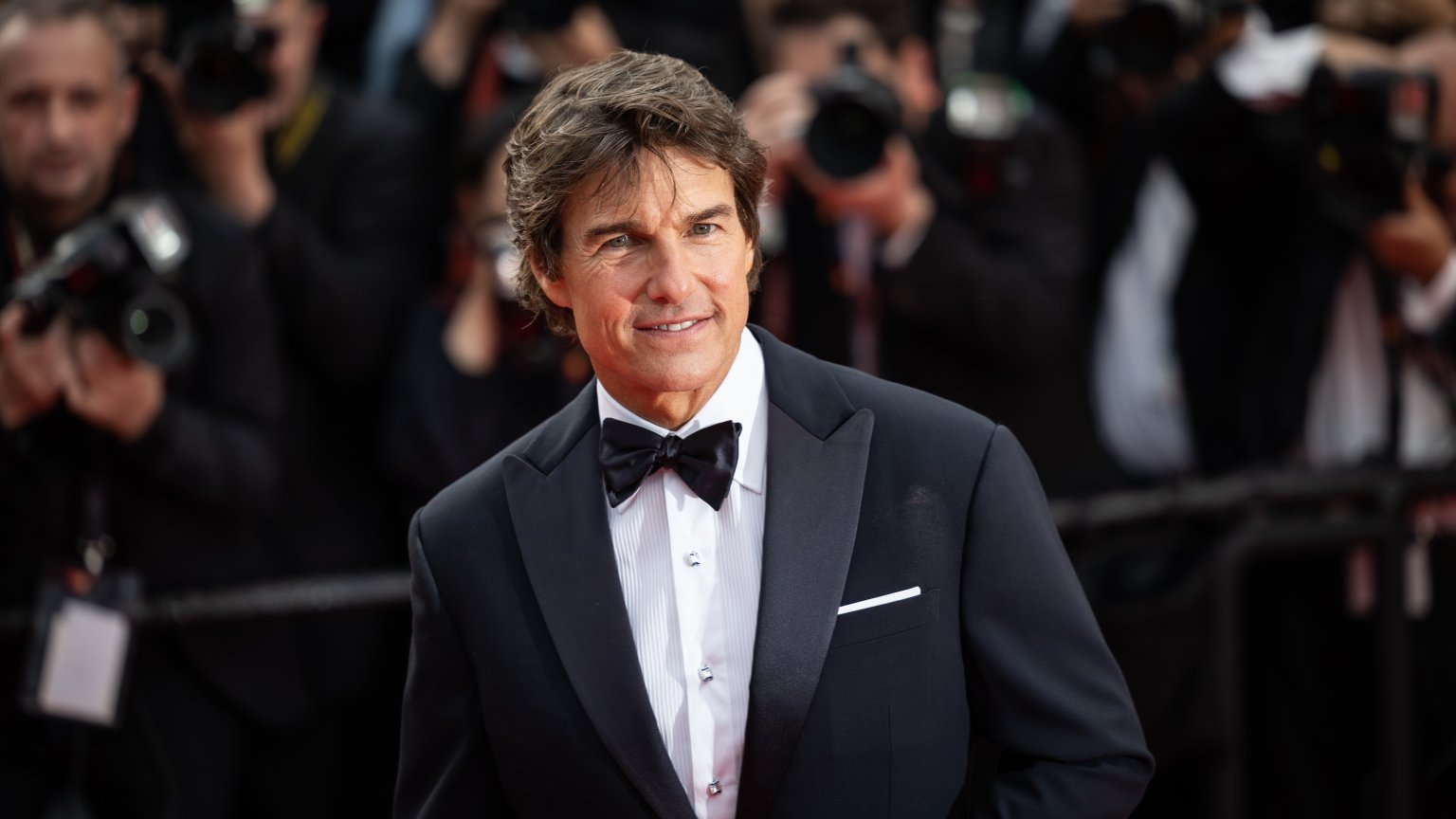 Tom Cruise kondigt nieuwe actiefilm én project rond zijn 'Tropic Thunder'-personage aan