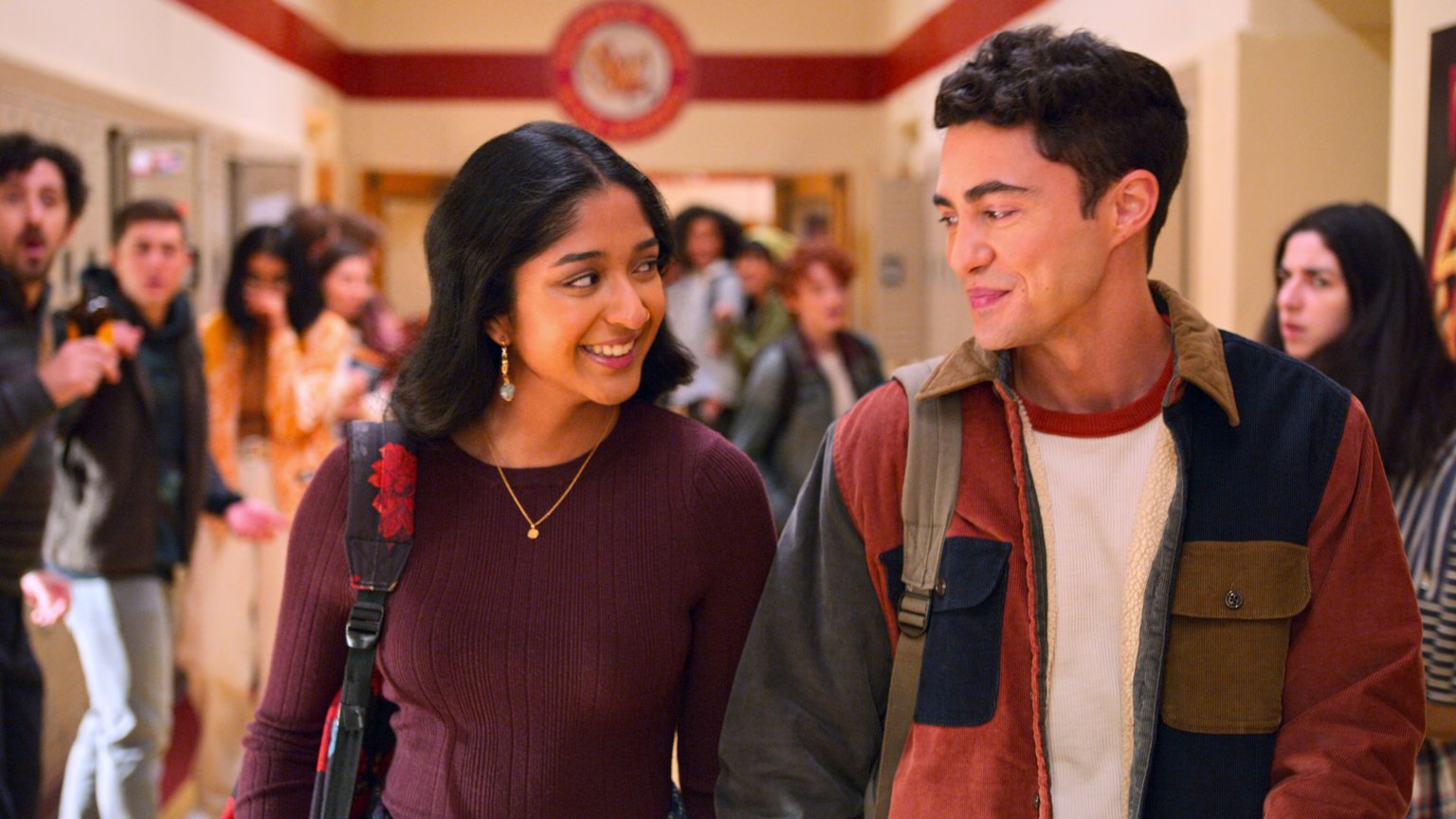 'Never Have I Ever' seizoen 3 nu te zien op Netflix