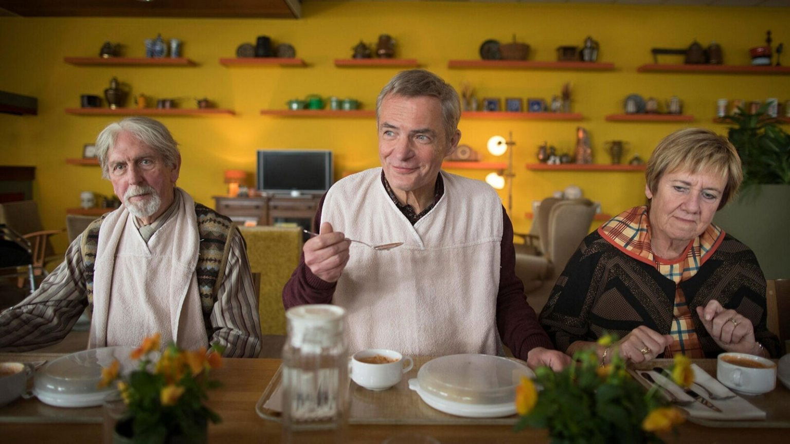 Nieuw op Disney+: Herman Finkers in 'De beentjes van Sint-Hildegard'