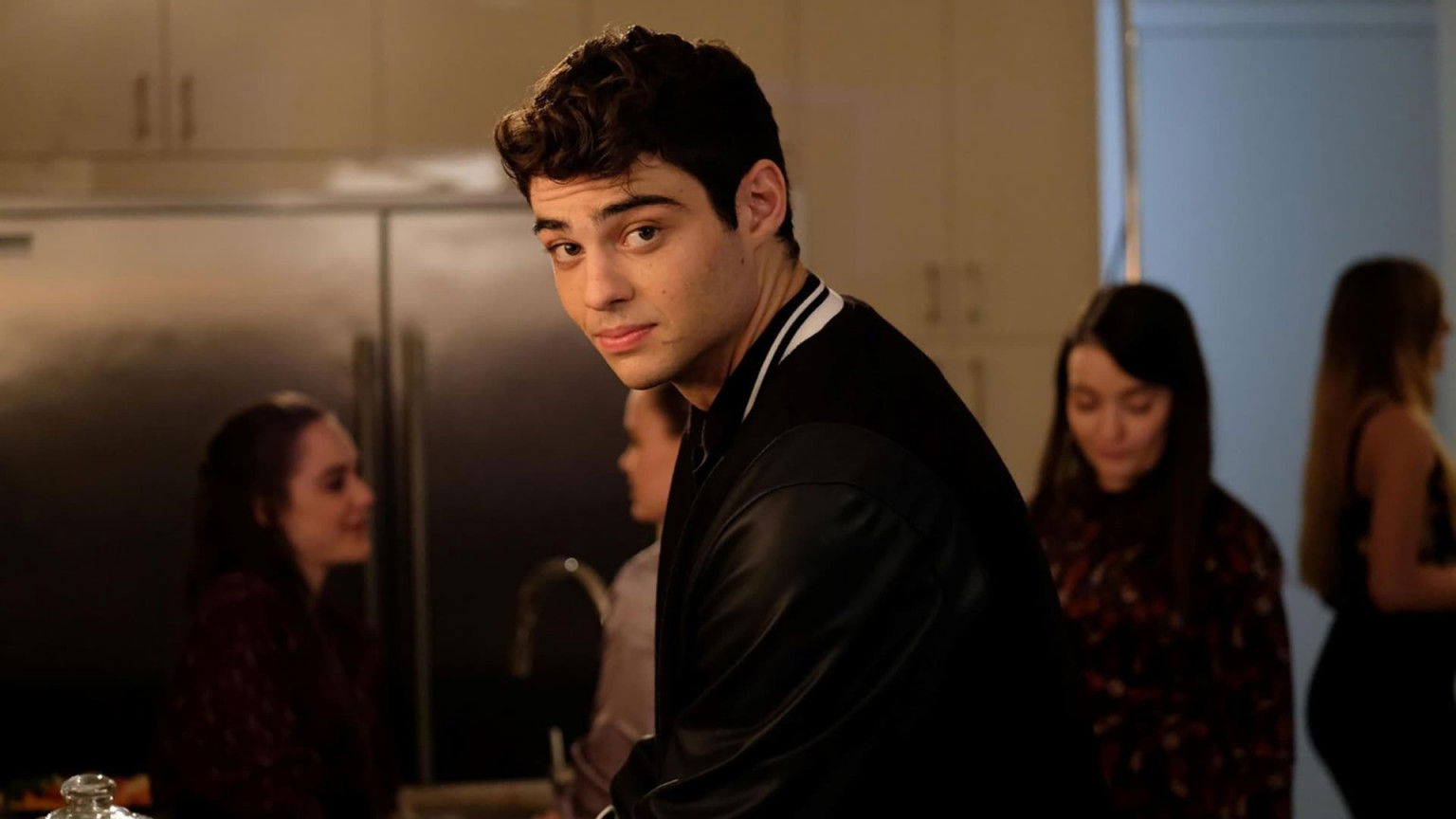 Noah Centineo is Atom Smasher in nieuwe DC-superheldenfilm 'Black Adam'