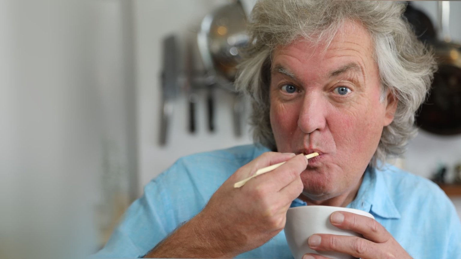 James May afgevoerd naar ziekenhuis na crash tijdens 'The Grand Tour'-opnames