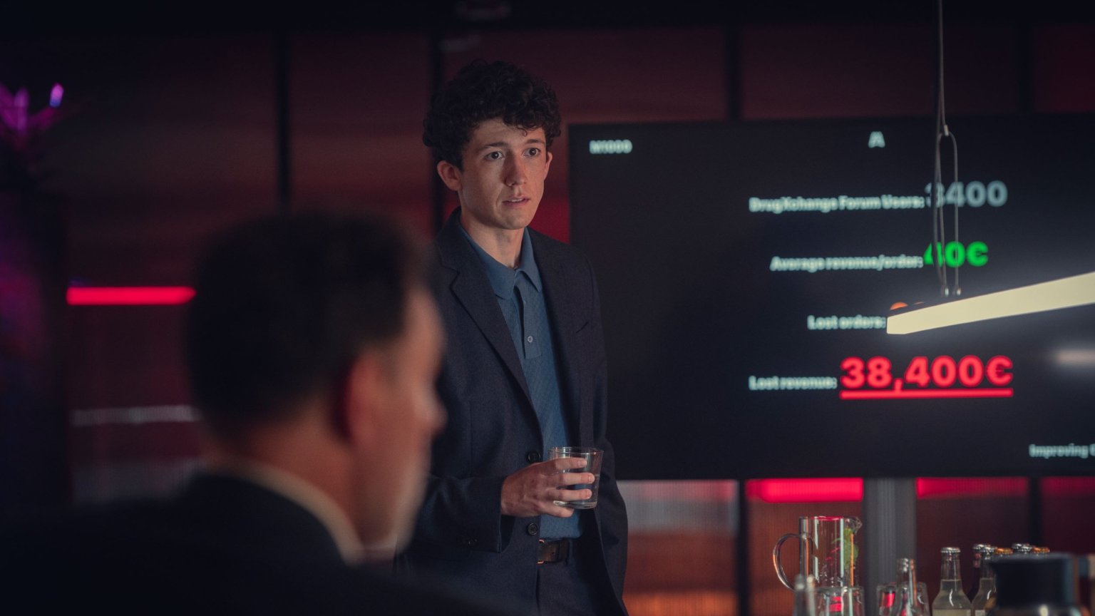 Netflix werkt aan een vierde seizoen van 'How to Sell Drugs Online (Fast)'