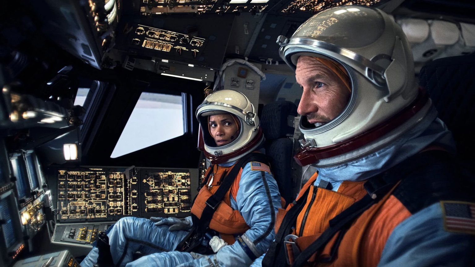 Bioscoopfilm 'Moonfall' over dreigende ramp met Halle Berry in hoofdrol binnenkort te zien op Netflix