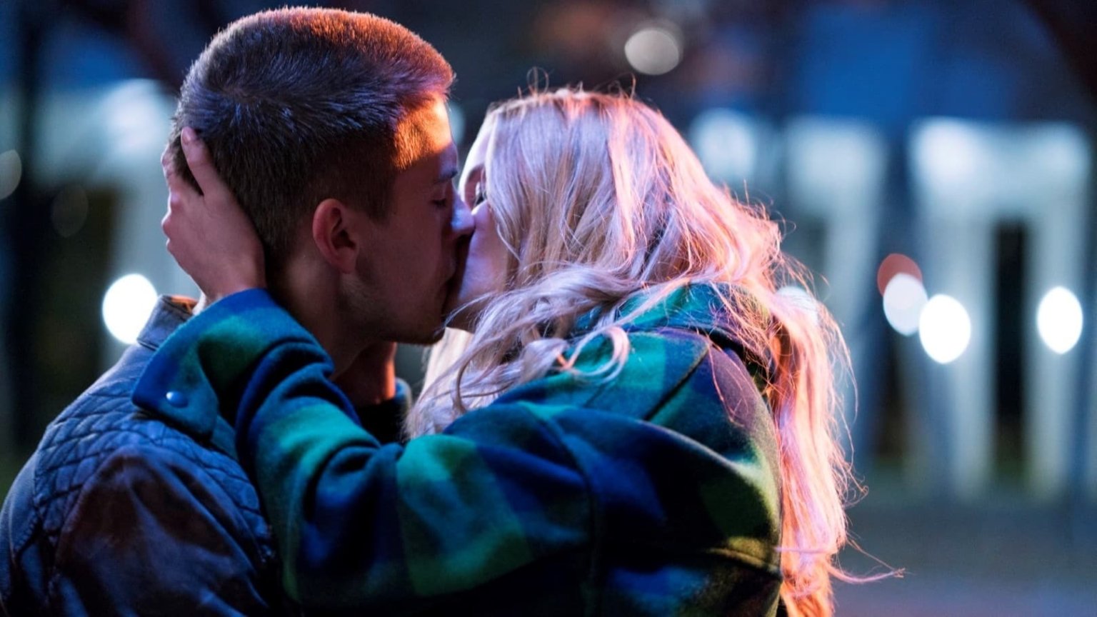 'After'-makers kondigen nieuwe romantische film aan met Dylan Sprouse