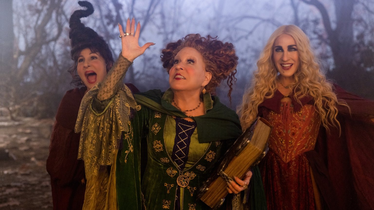 De Sanderson-zussen zijn terug op Disney+ in 'Hocus Pocus 2'
