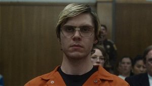 Evan Peters over 'Dahmer'-rol: 'Eén van de moeilijkste dingen die ik ooit heb moeten doen'