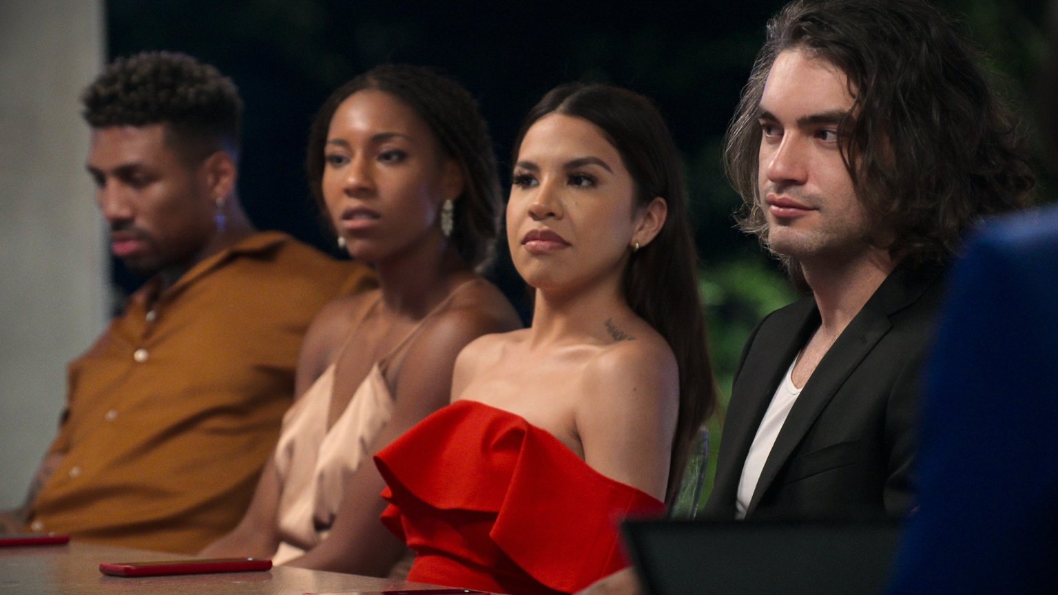 Amerikaanse 'Wie is de Mol?' vandaag gestart op Netflix met wekelijkse afleveringen